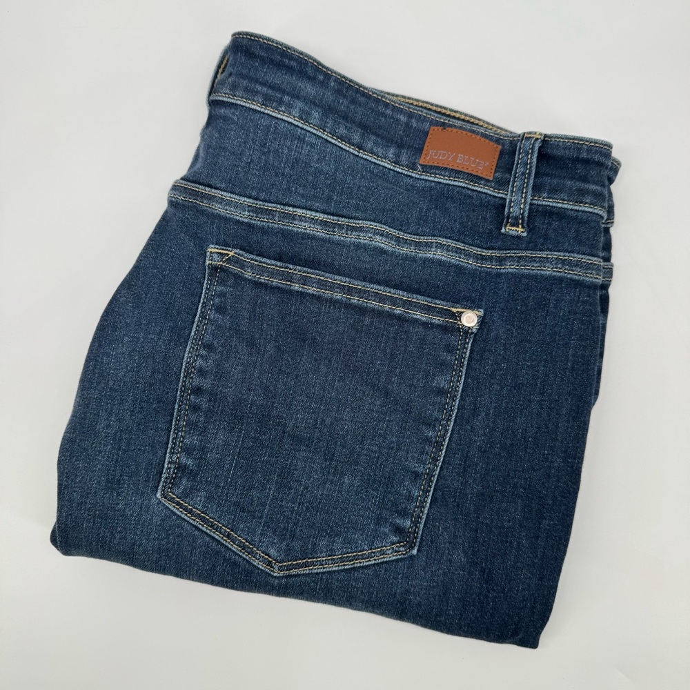 Judy Blue Shorts Women's 3XL Blue‎ Medium Wash High Waisted Denim JB15221DK